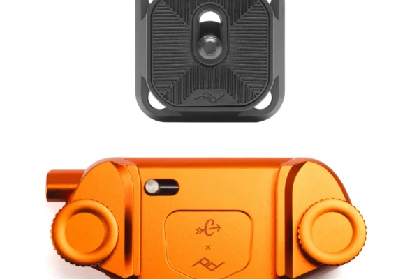 Peak_Capture_Carryology_HypeTalk_1-600x400 Peak Design  - Capture - DSLR Backpack Holder %Category