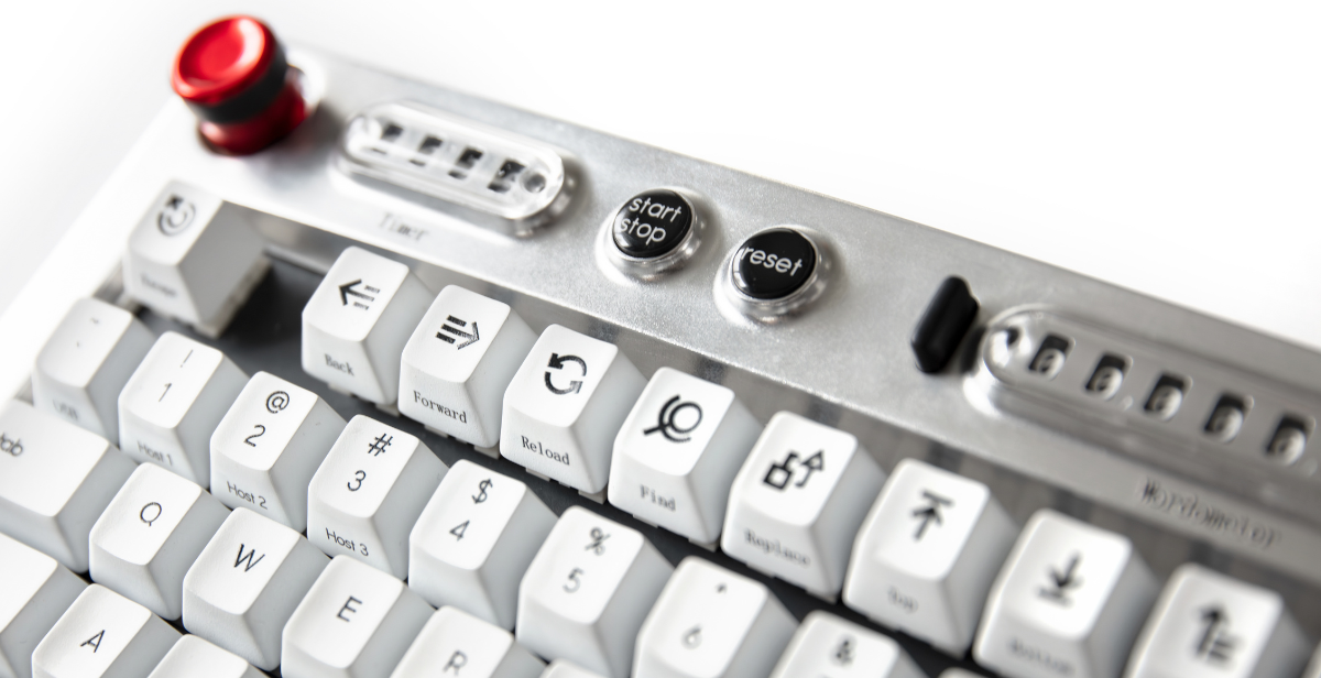 Wordrunner – World’s first word-counting mechanical keyboard
